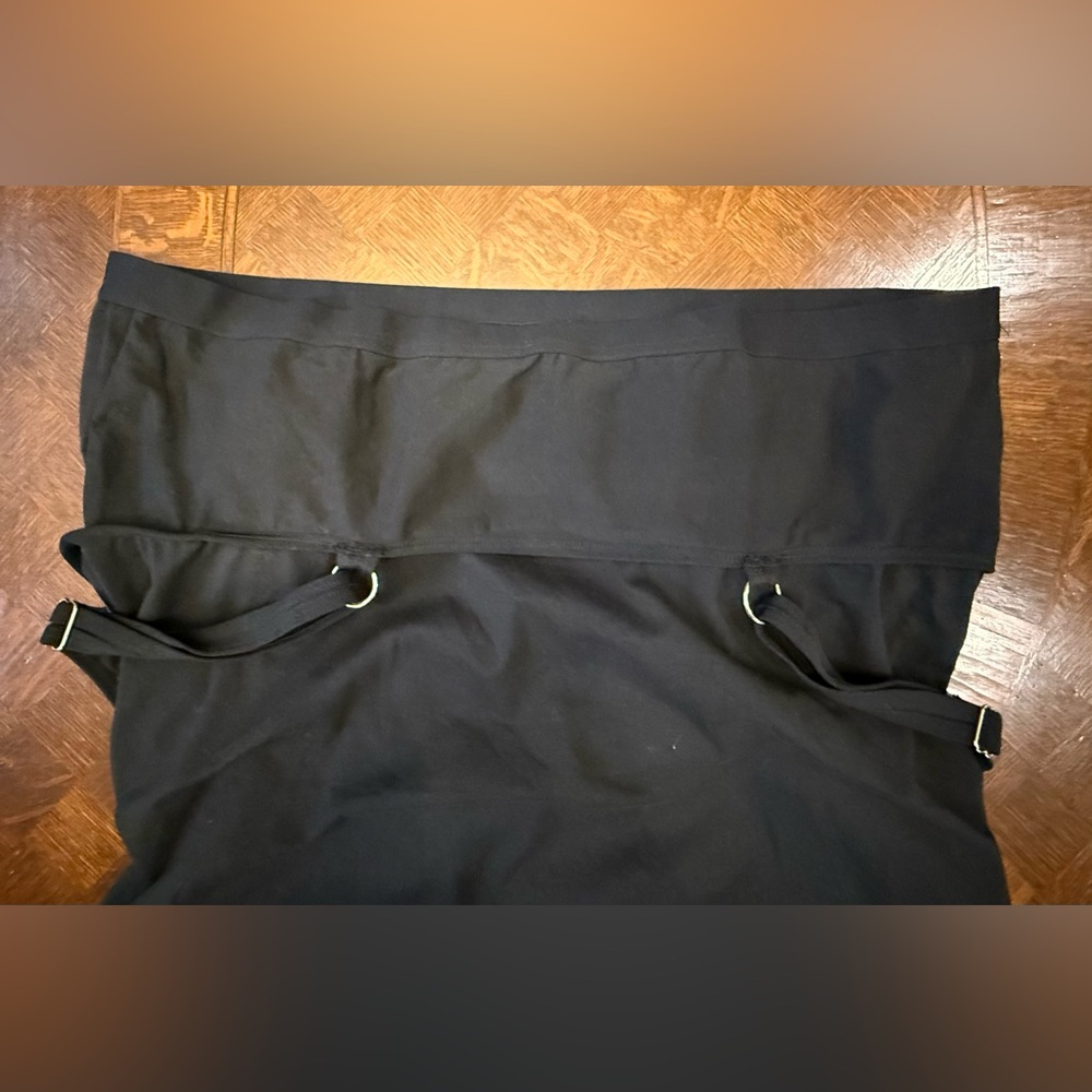 Chic Black Tank Top - Picture 4 of 6
